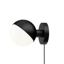 Load image into Gallery viewer, VL Studio Wall Light in Detail.