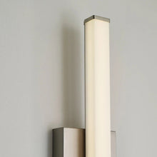 Load image into Gallery viewer, Lufe Square LED Bath Vanity Light in Detail.