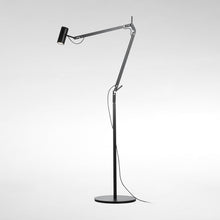 Load image into Gallery viewer, Polo LED Floor Lamp in Detail.