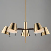 Load image into Gallery viewer, Carlo LED Chandelier in Detail.