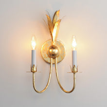 Load image into Gallery viewer, Paloma Wall Light in Detail.