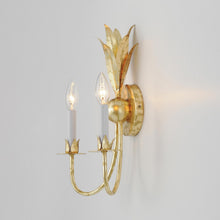Load image into Gallery viewer, Paloma Wall Light in Detail.