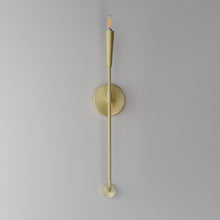 Load image into Gallery viewer, Vela Bath Wall Light in Detail.