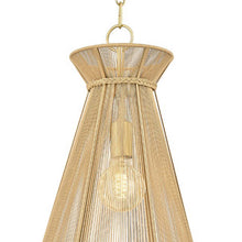 Load image into Gallery viewer, Aaliyah Pendant Light in Detail.
