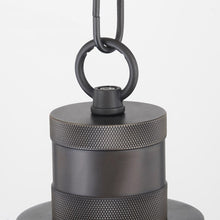 Load image into Gallery viewer, Beverly Pendant Light in Detail.