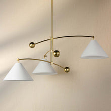Load image into Gallery viewer, Birdie Chandelier in Detail.