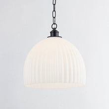 Load image into Gallery viewer, Haisley Pendant Light in Detail.