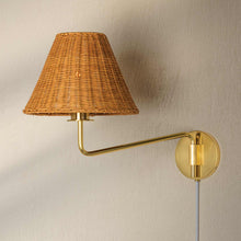 Load image into Gallery viewer, Issa Plug-In Wall Light in Detail.