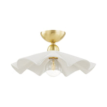Load image into Gallery viewer, Maisie Pendant Light in Detail.