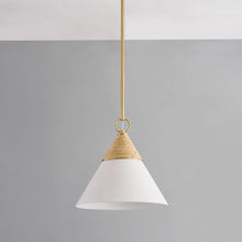 Load image into Gallery viewer, Mica Pendant Light in Detail.