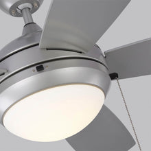 Load image into Gallery viewer, Discus Outdoor Ceiling Fan in Detail.