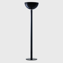 Load image into Gallery viewer, AM2Z Floor Lamp in Detail.