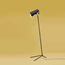 Load image into Gallery viewer, Claritas Floor Lamp in Detail.