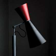 Load image into Gallery viewer, Parliament Floor Lamp in Detail.