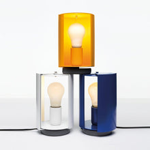 Load image into Gallery viewer, Pivotante à Poser Table Lamp in Detail.