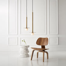 Load image into Gallery viewer, Nodes Pendant Light in exhibition.