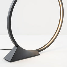 Load image into Gallery viewer, O Outdoor LED Floor Lamp in Detail.