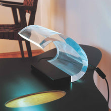 Load image into Gallery viewer, Acrilica Table Lamp in Detail.
