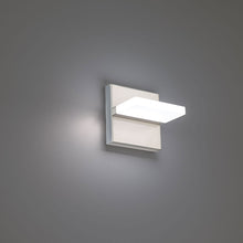 Load image into Gallery viewer, Oslo Squared Outdoor LED Wall Light in Detail.