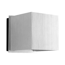 Load image into Gallery viewer, Kubo Outdoor LED Wall Light in Brushed Aluminum.