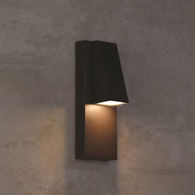 Load image into Gallery viewer, Peak Outdoor LED Wall Light in Detail.