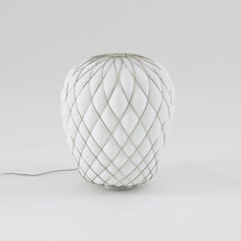 Load image into Gallery viewer, Pinecone Table Lamp Detail.