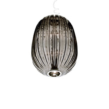 Load image into Gallery viewer, Plass Pendant Light in Detail.
