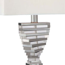 Load image into Gallery viewer, Portables P742 Table Lamp Detail.