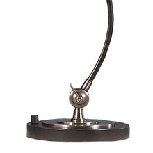 Load image into Gallery viewer, Bruno Table Lamp in Detail.