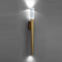 Load image into Gallery viewer, Scepter LED Wall Light in Detail.