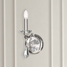 Load image into Gallery viewer, Jasmine Wall Light in Detail.