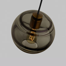 Load image into Gallery viewer, Sedona Pendant Light Detail.