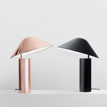 Load image into Gallery viewer, Damo Simple Table Lamp in Detail.