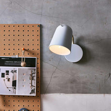 Load image into Gallery viewer, Dobi Wall Light in Detail.