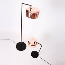 Load image into Gallery viewer, Lalu Floor Lamp in Detail.