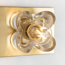 Load image into Gallery viewer, Shea Bath Wall Light in Detail.