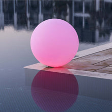 Load image into Gallery viewer, Ball Bluetooth Outdoor LED Lamp in Detail.