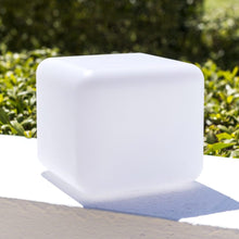 Load image into Gallery viewer, Dice Bluetooth Outdoor LED Lamp in Outside Area.