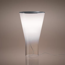 Load image into Gallery viewer, Soffio LED Table Lamp Detail.