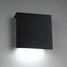 Load image into Gallery viewer, Square Outdoor LED Wall Light in Detail.