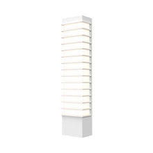 Load image into Gallery viewer, Tawa™ Outdoor LED Wall Light in Textured White/21" Slim.
