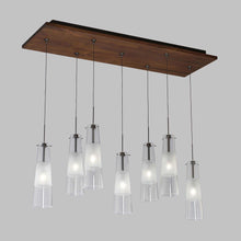 Load image into Gallery viewer, Bonn Low Voltage Pendant Light in Detail.