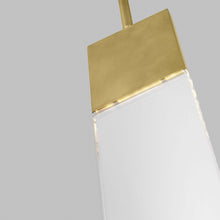 Load image into Gallery viewer, Kulma LED Pendant Light in Detail.