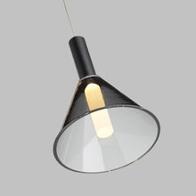 Load image into Gallery viewer, Mezz LED Low Voltage Pendant Light in Detail.