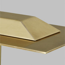 Load image into Gallery viewer, Ponte LED Linear Pendant Light in Detail.