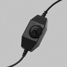 Load image into Gallery viewer, Rohe LED Table Lamp in Detail.