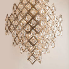 Load image into Gallery viewer, Tiara Pendant Light in Detail.