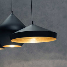 Load image into Gallery viewer, Beat Flat LED Pendant Light in Detail.