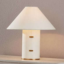 Load image into Gallery viewer, Bond Table Lamp in Detail.