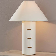 Load image into Gallery viewer, Bond Table Lamp in Detail.